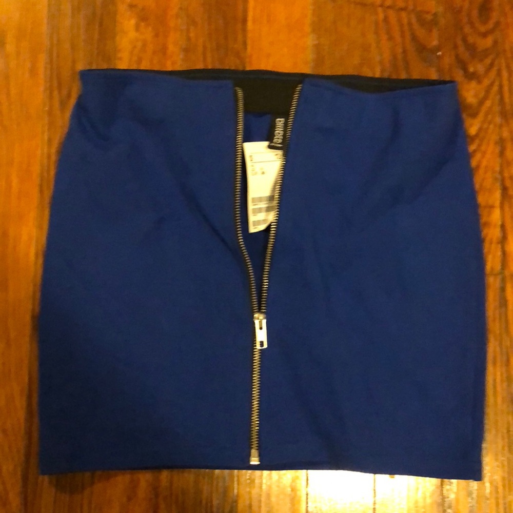Skirt - Picture 4 of 6